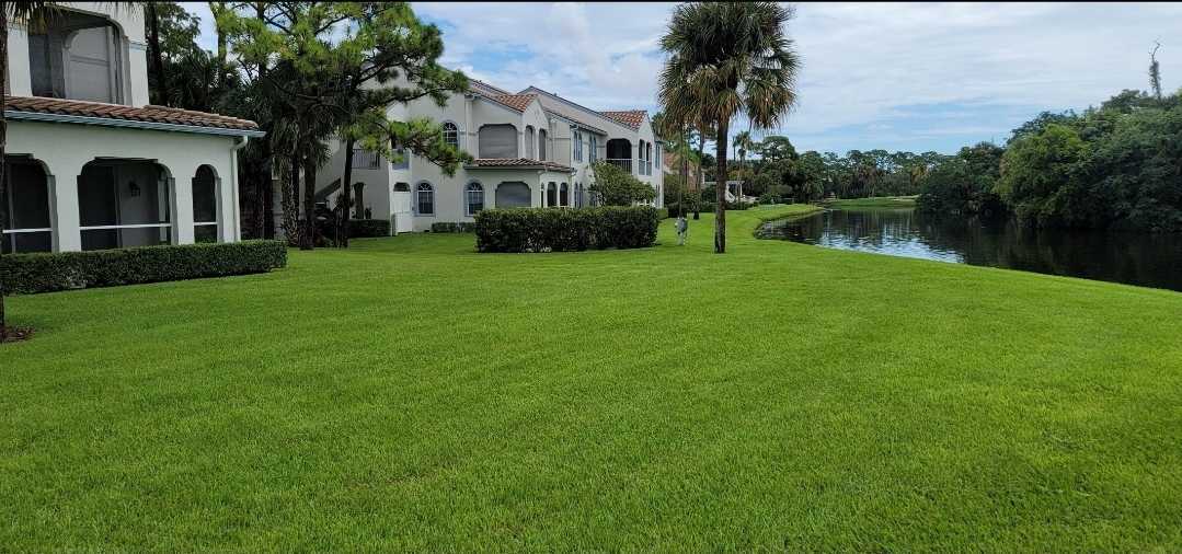 work of a Landscaper in West Palm Beach